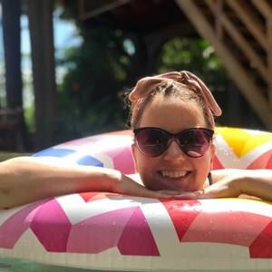 Meet your Posher, Nancy